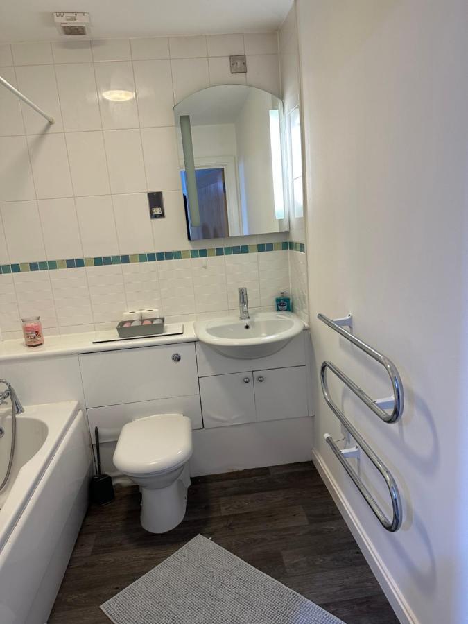 2 Bed Modern Apartment Swansea Exterior foto